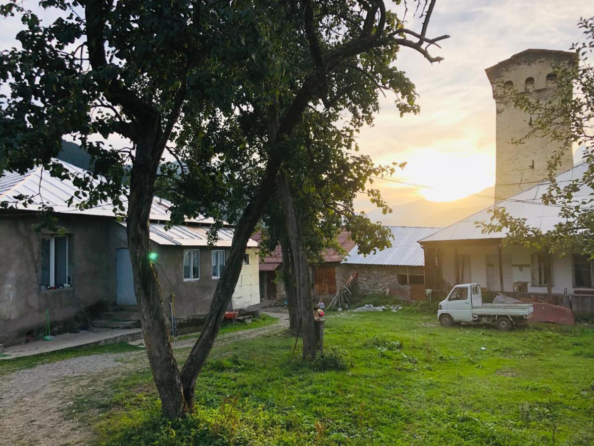 Vodo'S Guesthouse Chvabiani Экстерьер фото
